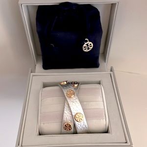 Tory Burch leather wrap bracelet. Silver leather with gold TB metal logo accents